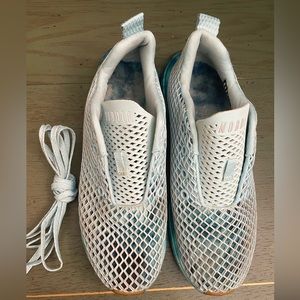 Nobull blue tie dye netted running shoes